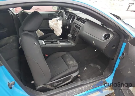 2011 Ford Mustang V6 z USA, uszkodzony, nr VIN 1ZVBP8AM8B5147500